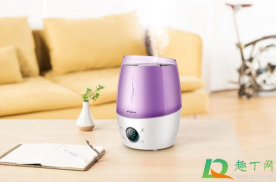 加湿器是先充电还是先加水(加湿器需要充电吗)