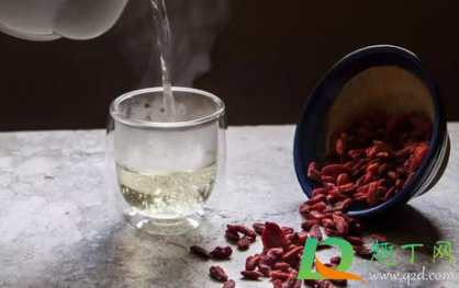 烫红了怎么能让不红(麻辣烫不红放什么能变红)