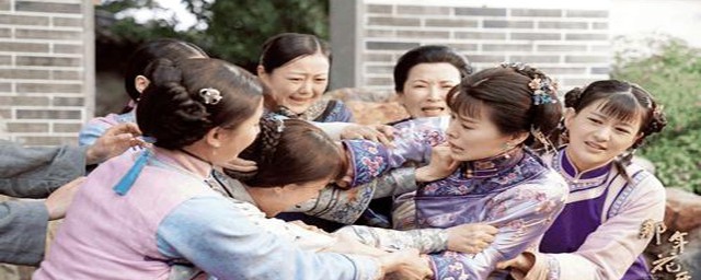 《那年花开月正圆》什么时候知道周莹的身世的(那年花开月正圆周莹真实身世是什么)