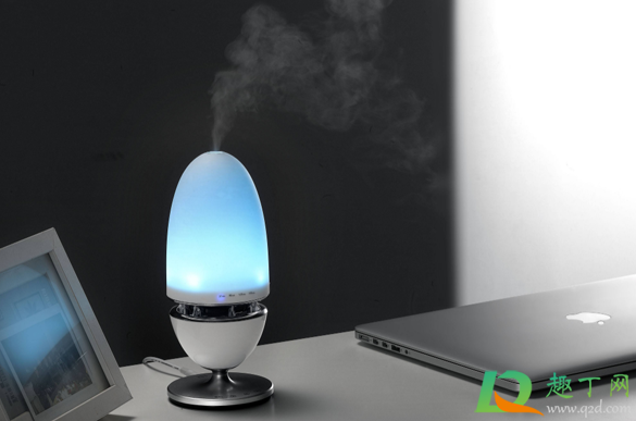 加湿器可以放在电视旁边吗(加湿器在电视边上有事吗)