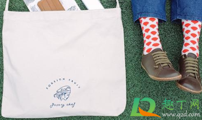 帆布包买回来很硬该怎么变软(帆布包太硬如何软化)