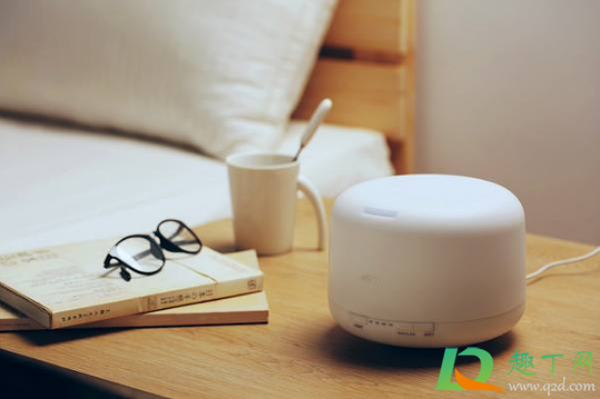 加湿器的水需要天天换吗(加湿器需要每年换吗) 加湿器的水需要天天换吗(加湿器需要每年换吗)