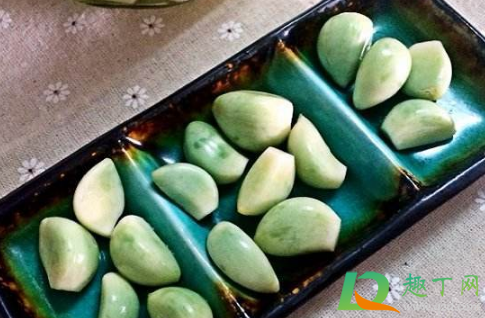 做腊八蒜醋用加热么(腊八蒜是否放热醋吗)