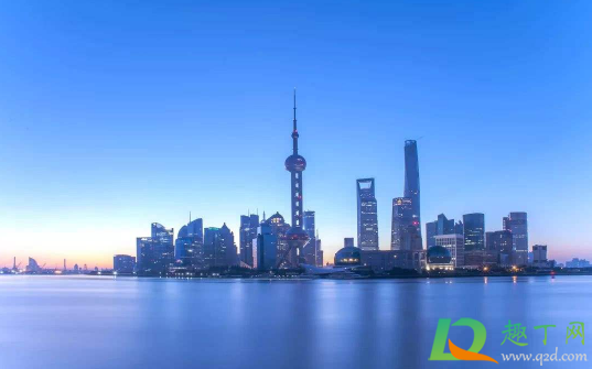 上海行程卡变红还能坐飞机吗(行程卡出现红字还能坐飞机么)