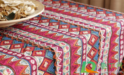 桌布买多大的合适(桌布要买比桌子大多少的好)