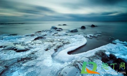 冻伤起水泡怎么处理(冻伤起水泡怎么处理还痒)