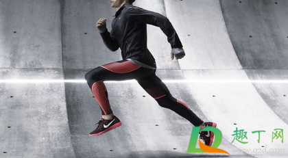 运动的时候可以穿紧身裤吗(运动会穿紧身裤可以吗) 运动的时候可以穿紧身裤吗(运动会穿紧身裤可以吗)