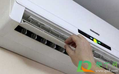 空调死机是什么原因哪里坏了(空调为什么坏) 空调死机是什么原因哪里坏了(空调为什么坏)