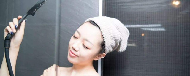 冬天几天一次澡好呢(冬天一般几天洗一次澡好)