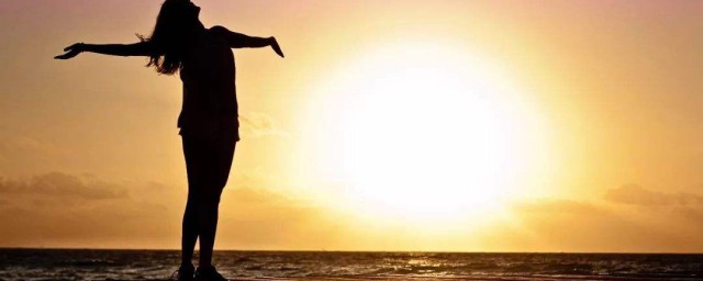 形容心情好的词语(夏天形容心情好的词语)