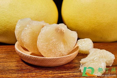 吃一个月柚子瘦了27斤真的吗(只吃柚子一个月减肥)