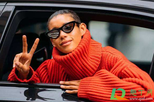 毛衣有点扎人怎么弄才不会扎人(毛衣特别扎人如何是好)