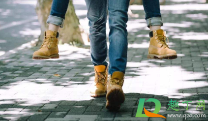 大黄靴是什么牌子(大黄靴有哪些著名品牌) 大黄靴是什么牌子(大黄靴有哪些著名品牌)