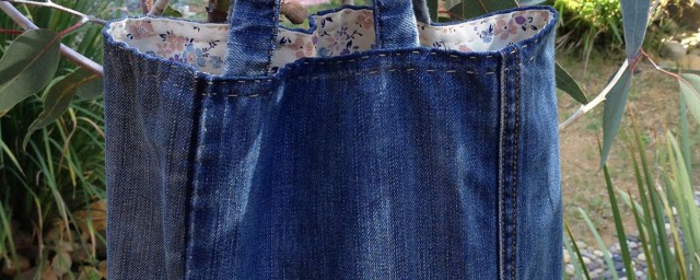 大家不要随便扔了(请大家不要随手扔垃圾)