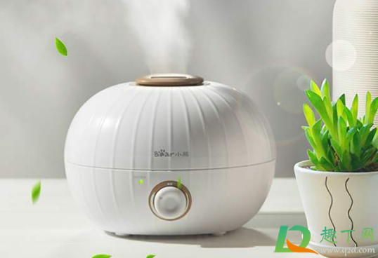 加湿器用的纯净水从哪里能买到(加湿器用纯净水太贵了)