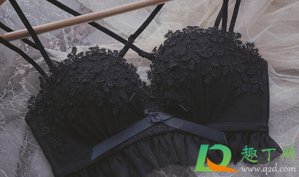 美背后面的带子磨皮肤怎么弄