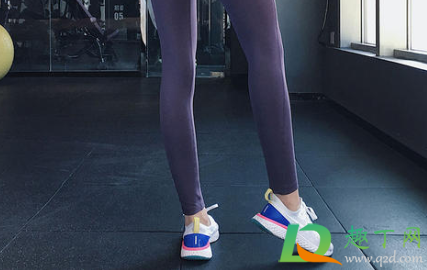 运动的时候可以穿紧身裤吗(运动会穿紧身裤可以吗) 运动的时候可以穿紧身裤吗(运动会穿紧身裤可以吗)