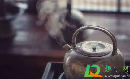 烫红了怎么能让不红(麻辣烫不红放什么能变红) 烫红了怎么能让不红(麻辣烫不红放什么能变红)