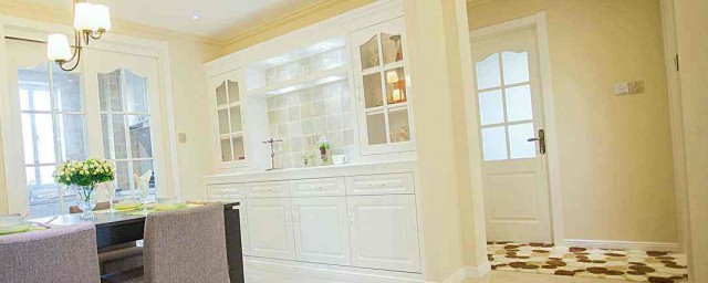 厨房与餐厅间的隔断如何设计好(厨房和餐厅隔断设计效果图小户型)