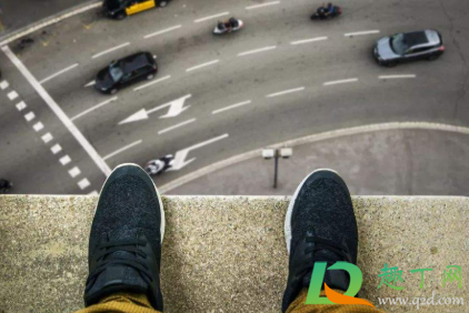 生活不易的说说心情句子2021(生活不易的说说心情句子生活不易的图片) 生活不易的说说心情句子2021(生活不易的说说心情句子生活不易的图片)