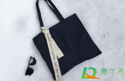 帆布包怎么洗不会皱(帆布包清洗后褶皱)