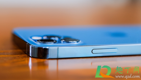 iphone12和12pro显示屏一样吗(iphone12pro的屏幕和iphone 12的不一样)