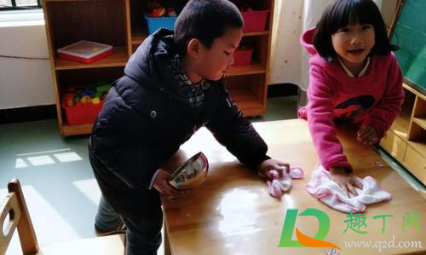 白色办公桌脏了用什么擦(白色办公桌怎么擦干净) 白色办公桌脏了用什么擦(白色办公桌怎么擦干净)