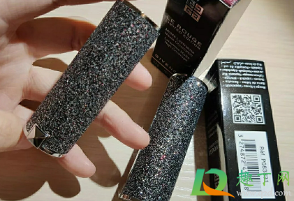 纪梵希2020圣诞限定唇膏N500什么颜色(纪梵希圣诞限量口红2019)