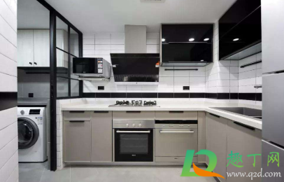 自动洗碗机用水多吗(洗碗机用水多还是手洗用水多)