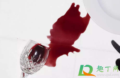 真丝上面的红酒怎么去除(丝绸上的红酒怎么洗)
