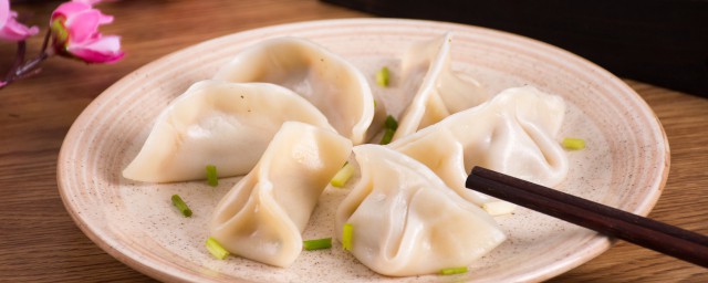 冬至吃饺子(冬至吃饺子的寓意及故事传说)