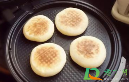 电饼铛烙饼容易糊是怎么回事(电饼铛做饼容易糊)