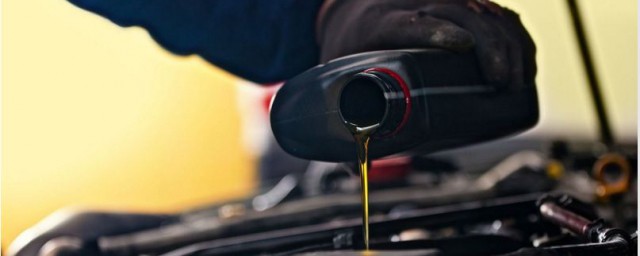 制动液多久换一次合适(制动液液多久换一次)