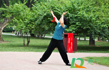 冬天晨练几点合适(冬天晨练是锻炼的最佳时间吗) 冬天晨练几点合适(冬天晨练是锻炼的最佳时间吗)