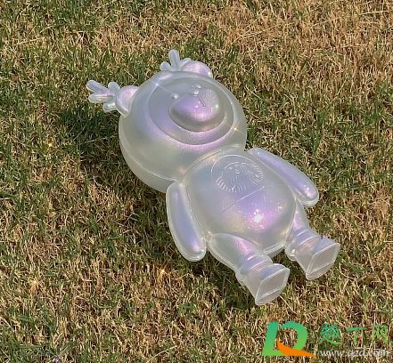 星巴克2020圣诞镭射熊储物摆件多少钱(2020星巴克圣诞福袋怎么买)