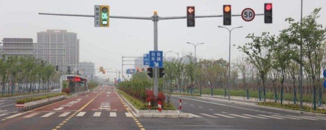 快速起步不熄火的方法介绍(起步不熄火的诀窍)