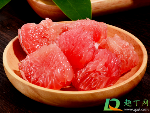 柚子放半年会变成什么样(柚子放的时间长了一年了) 柚子放半年会变成什么样(柚子放的时间长了一年了)