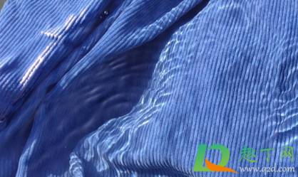 衣服多洗几次能洗掉甲醛吗(衣服中的甲醛需要多久才能洗掉) 衣服多洗几次能洗掉甲醛吗(衣服中的甲醛需要多久才能洗掉)