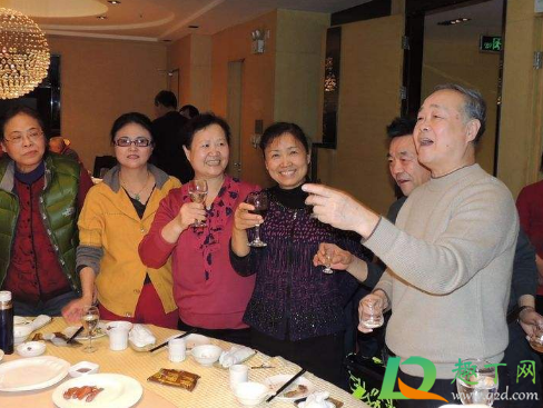 2021年春节能聚餐吗(2021年能不能聚餐)