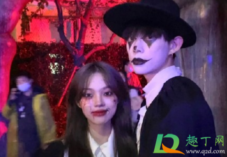 武汉欢乐谷易烊千玺有女朋友吗(易烊千玺坚持去武汉)