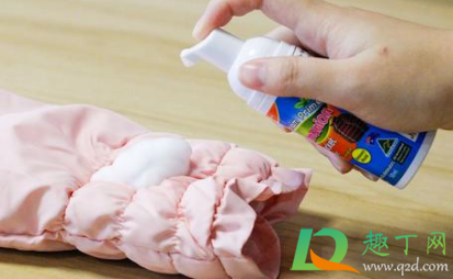 羽绒服怎么洗不会有印(羽绒服怎么洗没有水印子)