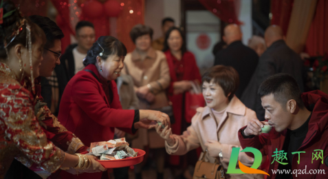 新媳妇第一年在哪里过年(新媳妇第一年回家过年)