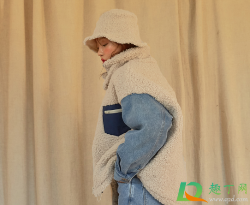 微胖的人适合穿羊羔毛吗(微胖穿羊羔毛外套好看吗) 微胖的人适合穿羊羔毛吗(微胖穿羊羔毛外套好看吗)