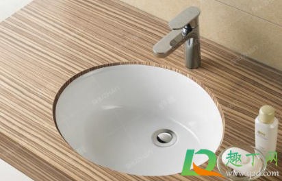 洗手台顽固污渍怎么清洗(洗手台去污渍)