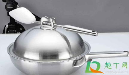 不锈钢锅锅底烧糊了怎么去黑(不粘锅锅底烧糊了上面黑的怎么去掉)