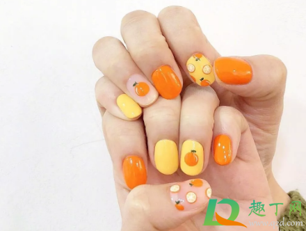 2021元旦做什么美甲好看显白(过年美甲样式2021显白)