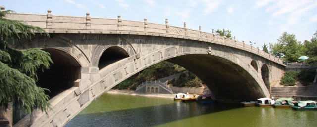 详细介绍看下面(下面哪个介绍是准确的)