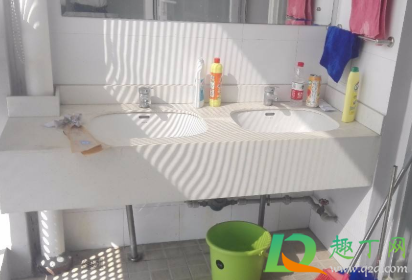 洗手台顽固污渍怎么清洗(洗手台去污渍)