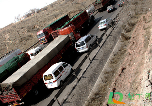 高速堵车怎么发朋友圈幽默2020(堵车搞笑朋友圈) 高速堵车怎么发朋友圈幽默2020(堵车搞笑朋友圈)