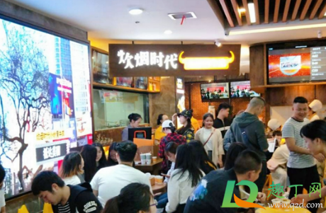 长沙炊烟时代和一盏灯哪个好吃(长沙的炊烟时代和费大厨哪个好)